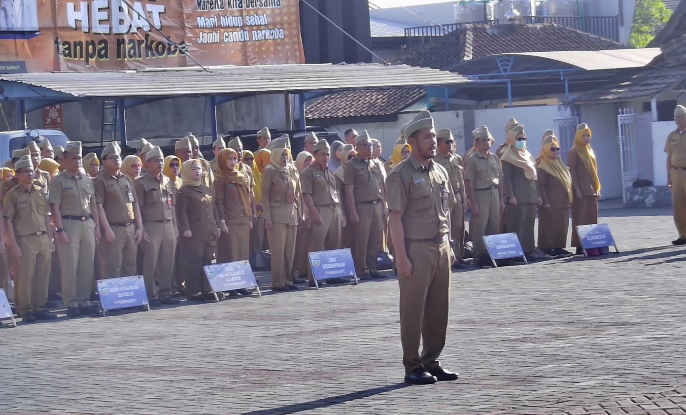 Sekda Garut Lepas Tiga Pengurus DMI untuk Umrah melalui Program CSR