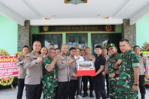 Polres Garut Perkuat Sinergi TNI-Polri, Ucapkan HUT Korem 062/TN